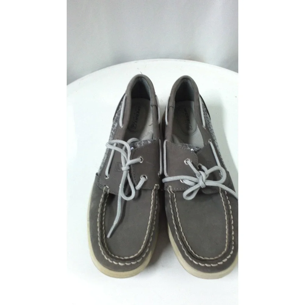 Sperry women top